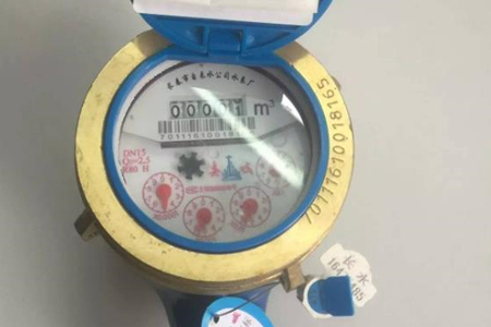 如何采購(gòu)單流束旋翼式水表？廠家來(lái)解惑！